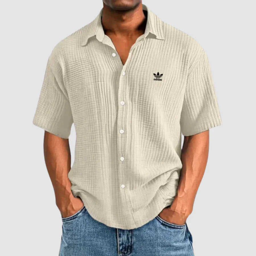 Trendy men's shirt with button-down collar