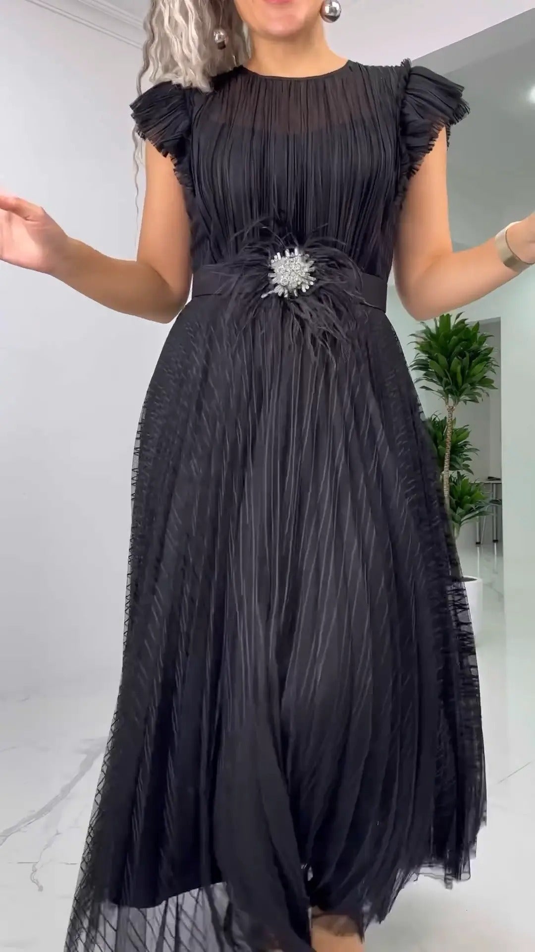 Amira | Elegant Chiffon Midi Dress