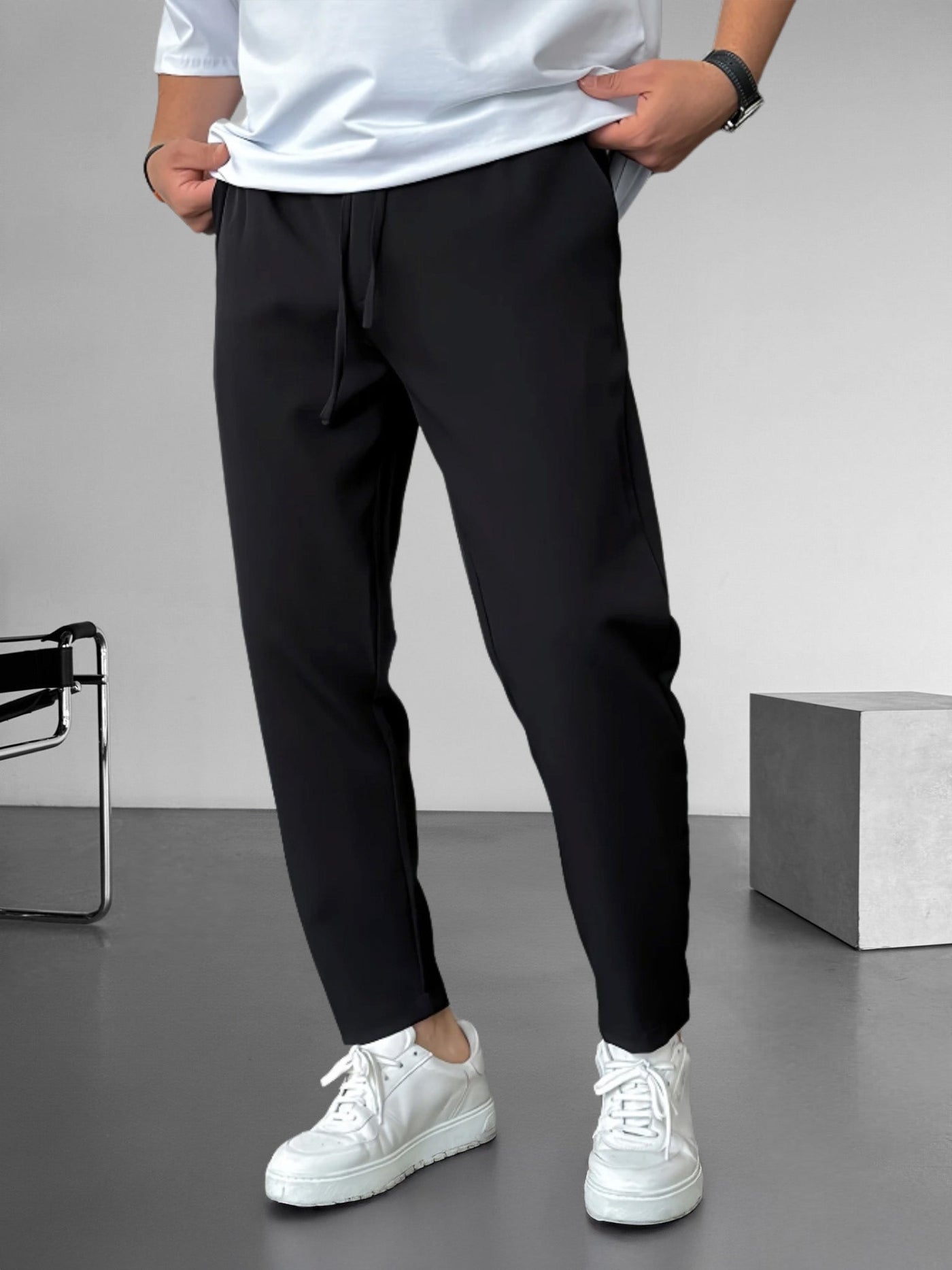 Micah | Relaxed Tapered Trousers