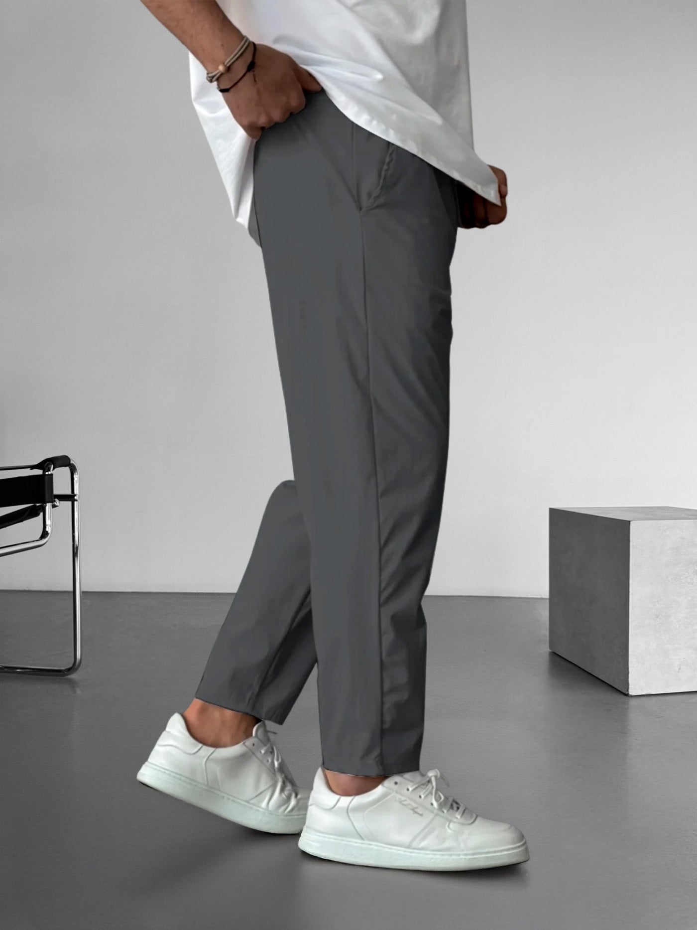 Micah | Relaxed Tapered Trousers